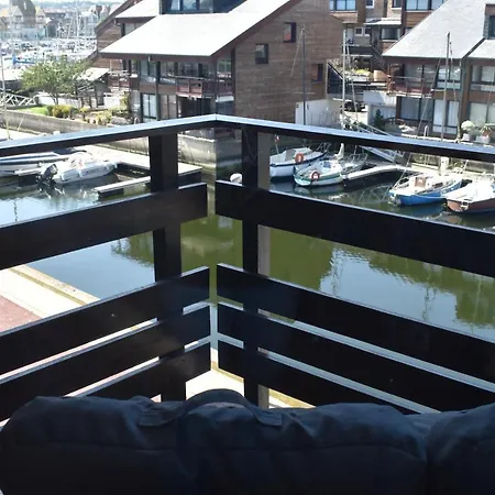 Naturogite Balneo A La Marina Apartment Deauville